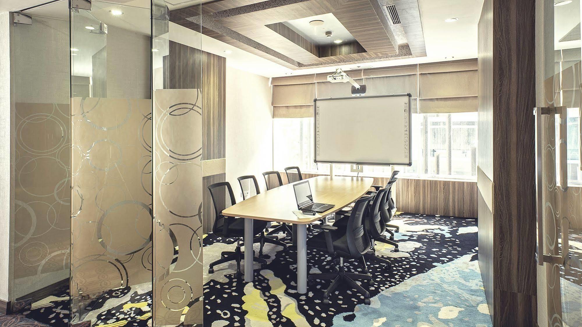 Hotel Grandhika Iskandarsyah Jakarta Exterior photo
